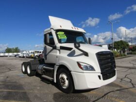 2020 Freightliner Cascadia 126
