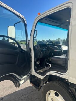 
										2023 Chevrolet 5500XD LCF full									