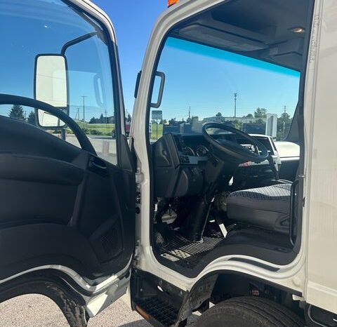 
								2023 Chevrolet 5500XD LCF full									