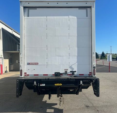 
								2023 Chevrolet 5500XD LCF full									