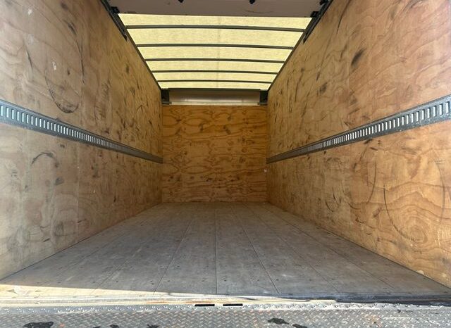 
								2023 Chevrolet 5500XD LCF full									