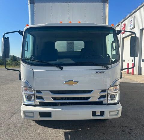 
								2023 Chevrolet 5500XD LCF full									