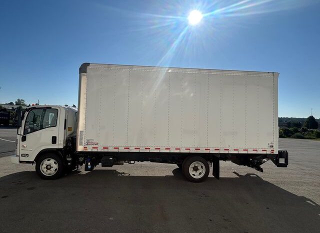 
								2023 Chevrolet 5500XD LCF full									