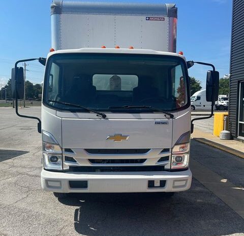 
								2023 Chevrolet 5500XD LCF full									