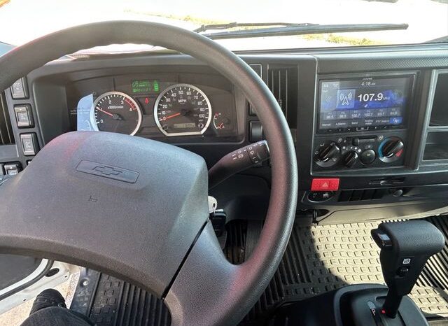 
								2023 Chevrolet 5500XD LCF full									