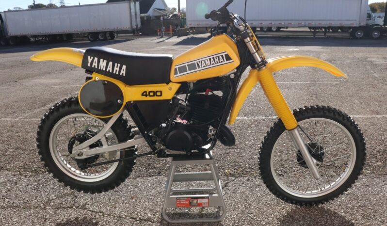 
								1979 Yamaha YZ400 full									