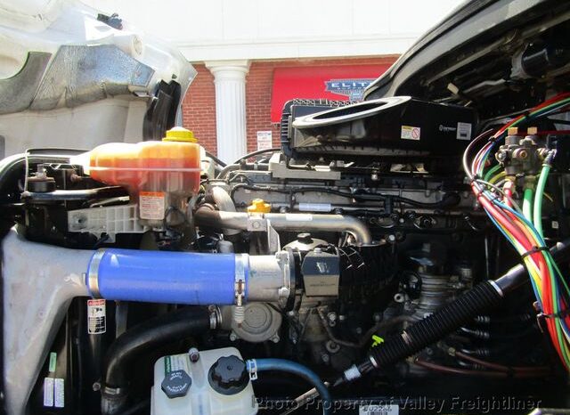 
								2020 Freightliner Cascadia 126 full									