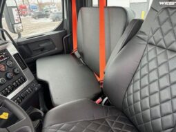 
										2025 Western Star 47X full									