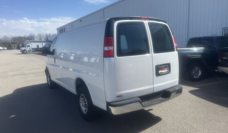 
								2023 Chevrolet Express Cargo Van full									