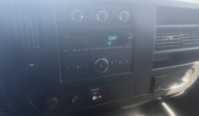 
								2023 Chevrolet Express Cargo Van full									