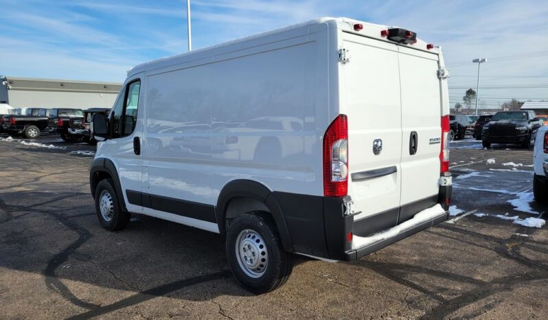 
								2025 Ram ProMaster 1500 Low Roof full									