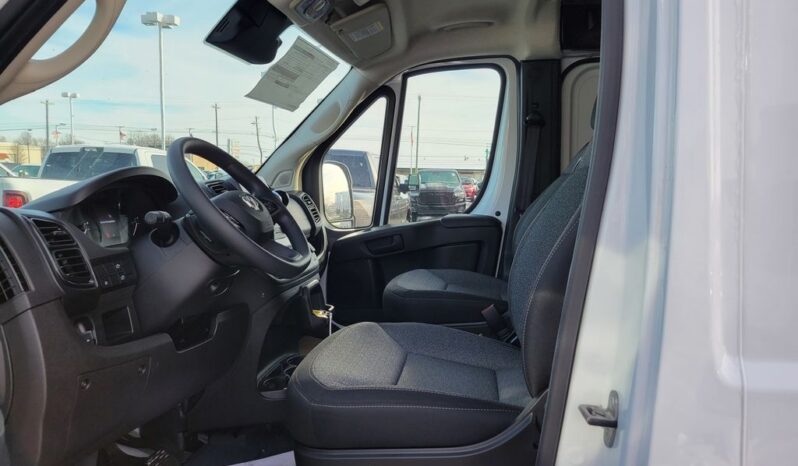 
								2025 Ram ProMaster 1500 Low Roof full									