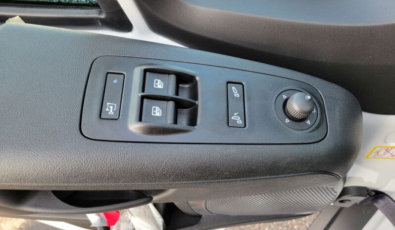 
								2025 Ram ProMaster 1500 Low Roof full									
